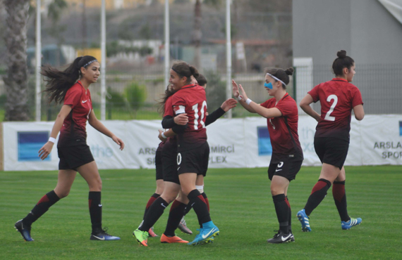 Women's U17s beat Russia: 3-0
