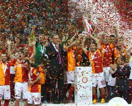 Galatasaray ampiyonluk kupasn ald