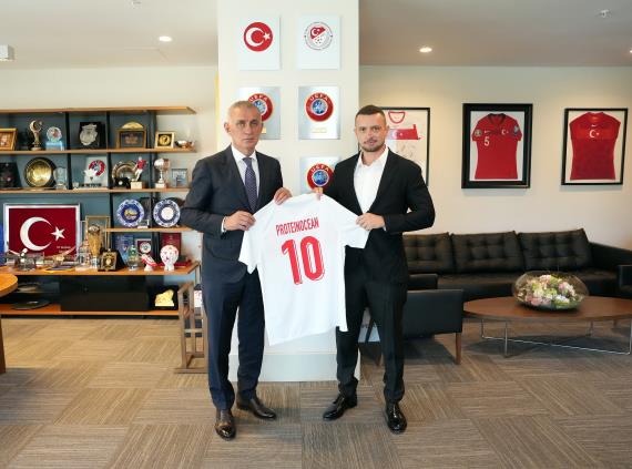 Orjinal boyutlar iin tklaynz