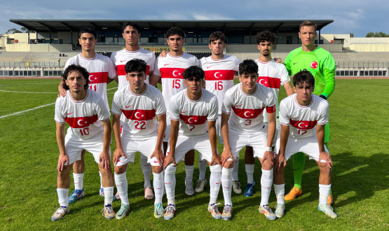 U18 Mill Takmmz, Romanya'y 2-1 Yendi