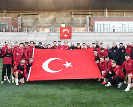 Ümit, U19, U18 ve U17 Milli Takımlarımız Atatürkü Anma Töreni düzenledi