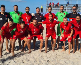 Plaj Futbolu Milli Takmmz, Estonyaya Yenilse de A Liginde Kald