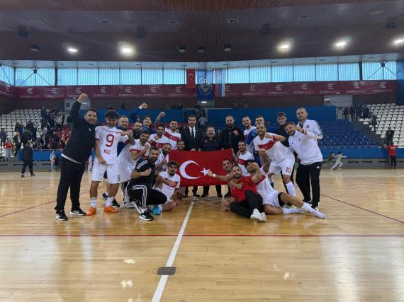 Orjinal boyutlar iin tklaynz