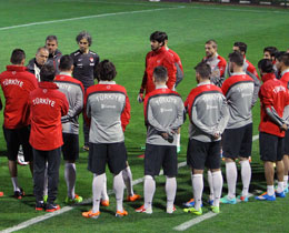 Turkey squad named for Denmark and Iceland games