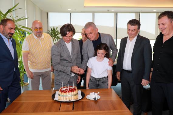 Orjinal boyutlar iin tklaynz