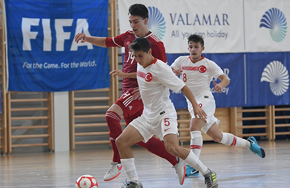 Futsal U19s lost against Hungary: 3-2