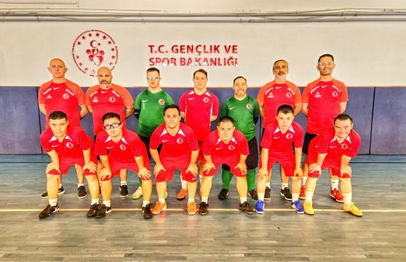 Orjinal boyutlar iin tklaynz