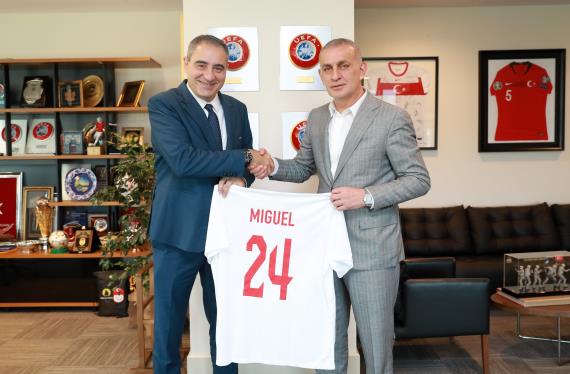 Orjinal boyutlar iin tklaynz