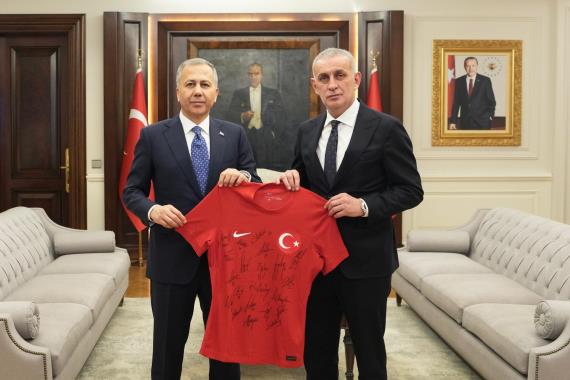 Orjinal boyutlar iin tklaynz