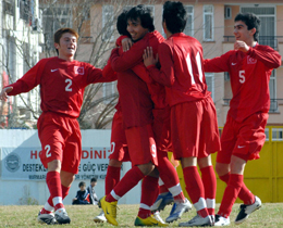 U16 Milli Takm, Beyaz Rusya 4-1 yendi