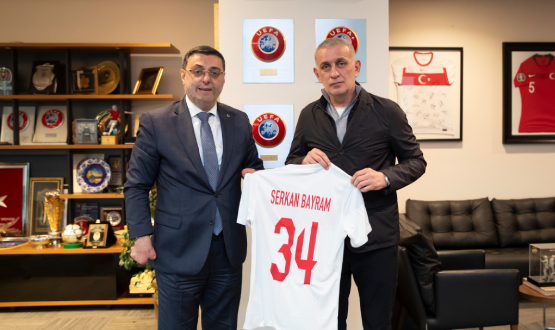 Serkan Bayram'dan TFF Bakan Hacosmanolu'na Ziyaret