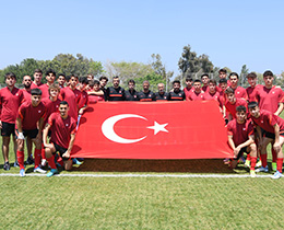 U17 Milli Takımımız, 19 Mayıs Gençlik ve Spor Bayramını kutladı
