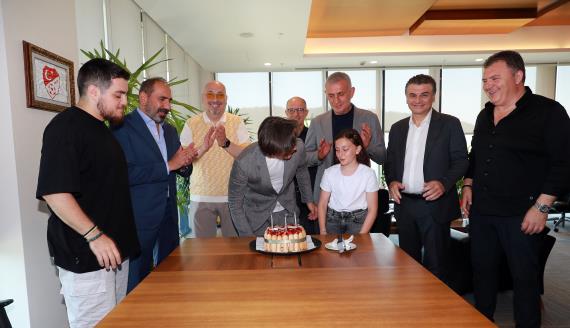 Orjinal boyutlar iin tklaynz