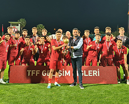 U17 Elit A Liginde ampiyon Demir Grup Sivasspor