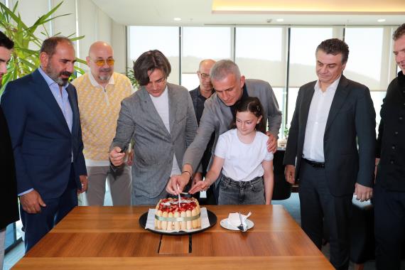 Orjinal boyutlar iin tklaynz