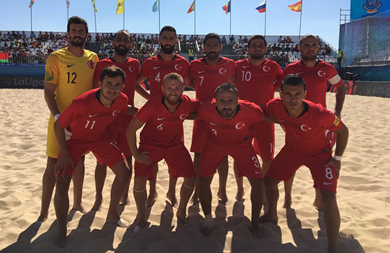 Beach Soccer National Team beat Ukraine: 3-1