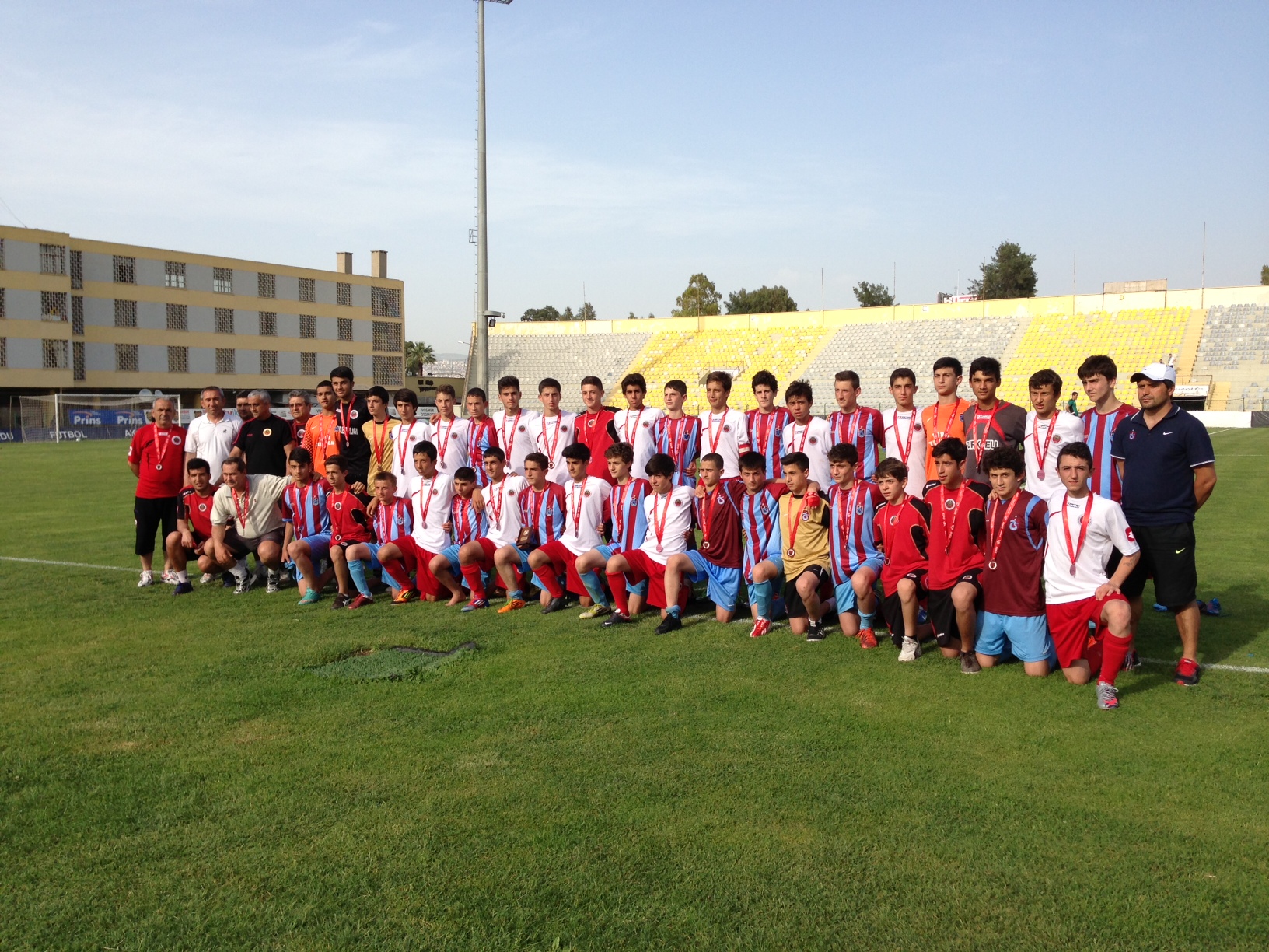 U-14 Akademi Takımımız, Elit U-14 Gelişim Ligi'nde Yarı Finale Yükseldi